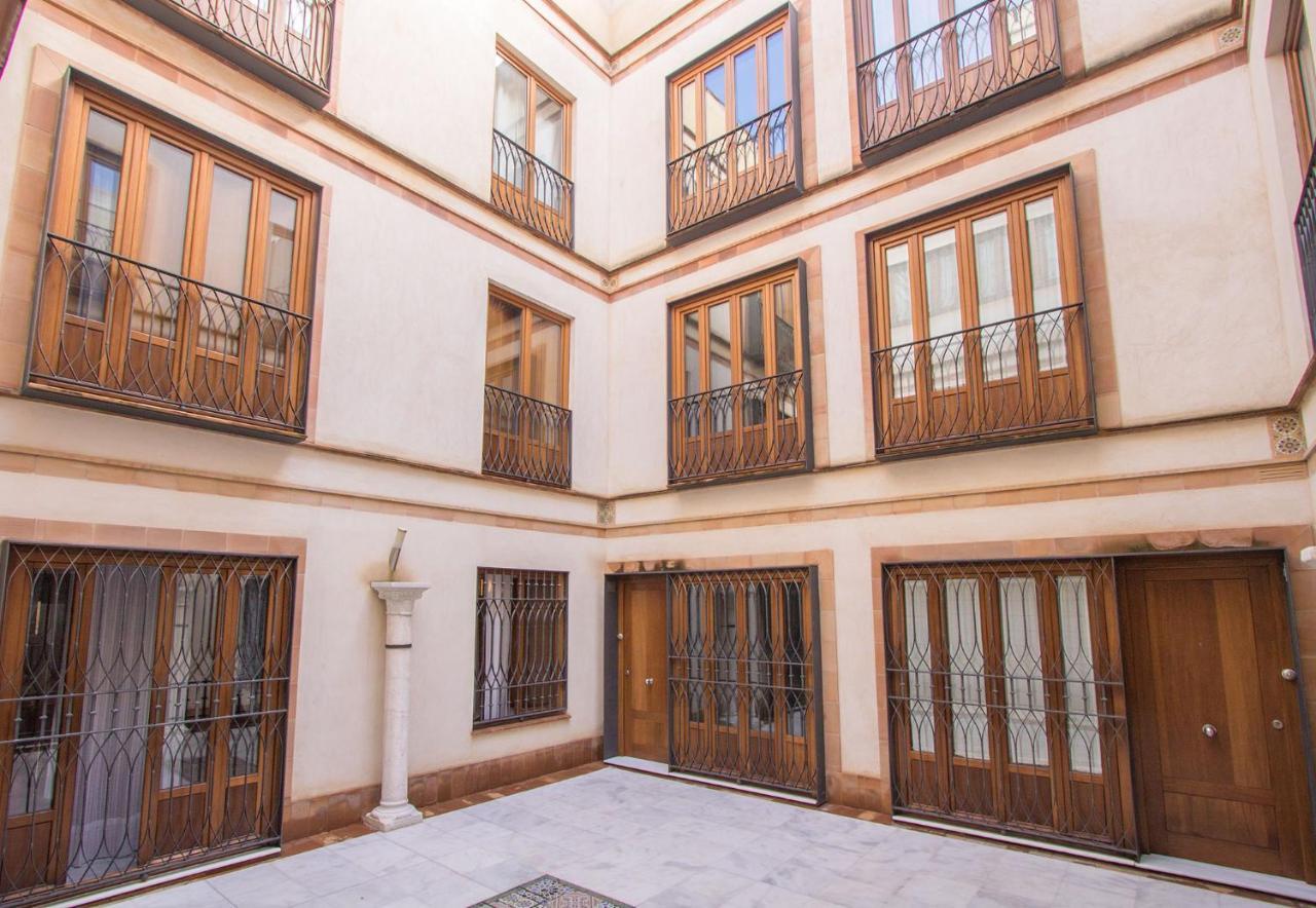 Charming Corners Romero Sevilla Exteriör bild